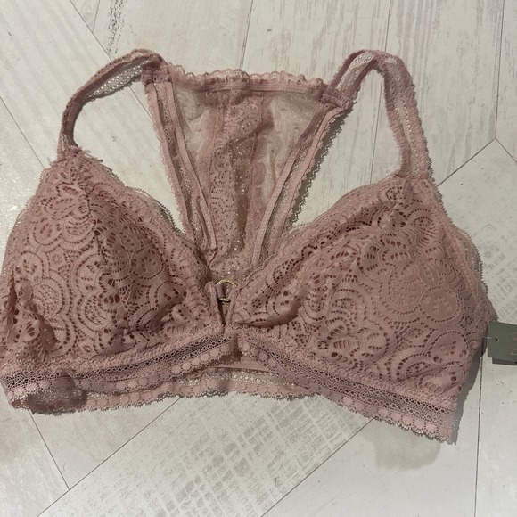 Rue21 Other - True Rue21 Bralette Juniors Medium Pink Pullover Padded Lace V-Neck Wirefree